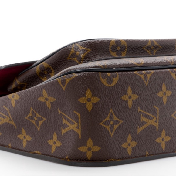 Louis Vuitton Passy bag - Picture 3 of 12